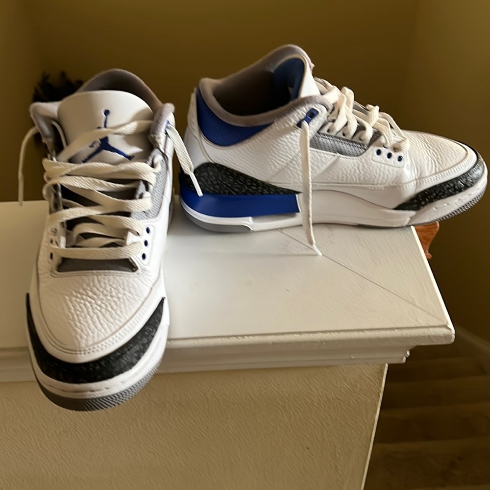 Jordan 3 blue